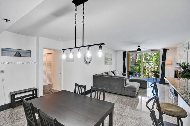 5 of 27 - 19701 E Country Club Drive #5306, Aventura, FL
