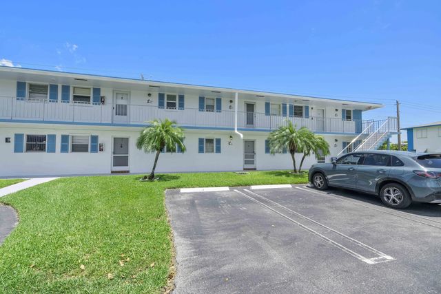 1115 Lake Terrace #111, Boynton Beach