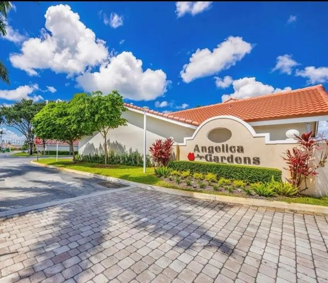 3 of 24 - 8453 Nw 189 Street Road, Hialeah, FL