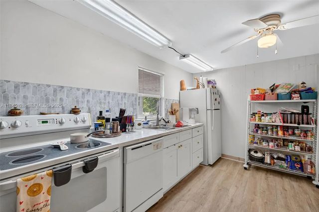 5 of 59 - 2430 Sw 53rd Street, Dania Beach, FL
