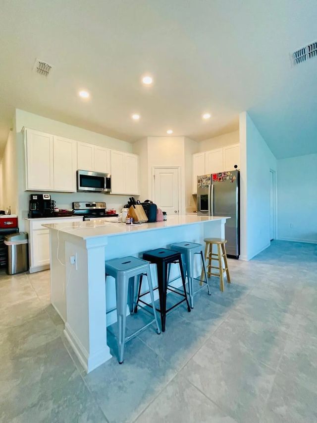 4 of 37 - 639 Daring Drive, Davenport, FL