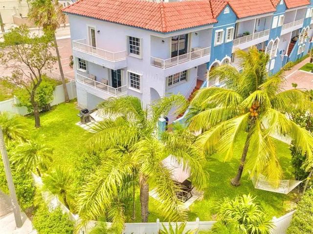 4 of 33 - 355 Virginia Street #1, Hollywood, FL