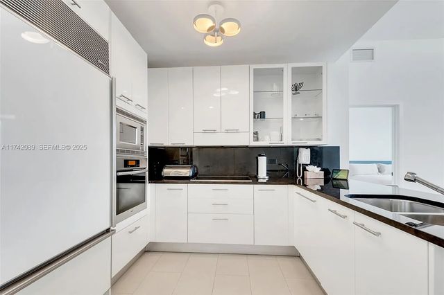 2 of 25 - 6799 Collins Avenue #312, Miami Beach, FL