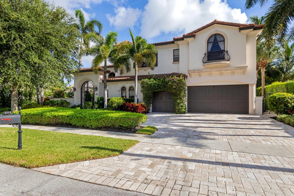 809 Ne 71st Street, Boca Raton