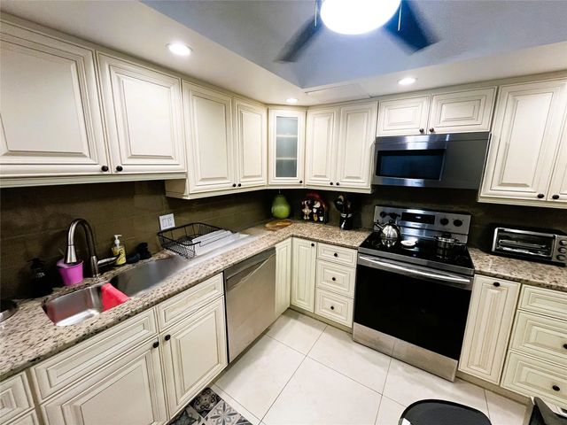 5 of 83 - 3500 Galt Ocean Drive #616, Fort Lauderdale, FL
