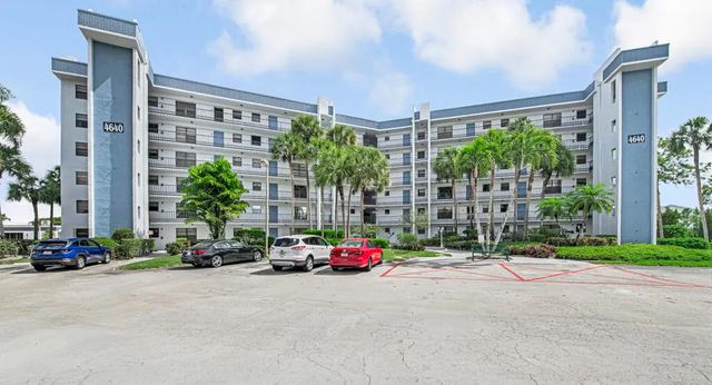 4640 Lucerne Lakes Boulevard #206, Lake Worth