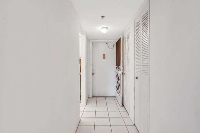 3 of 42 - 4640 Lucerne Lakes Boulevard #206, Lake Worth, FL