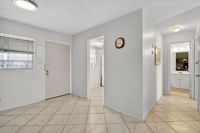 4 of 29 - 2152 Ne 1st Way #205, Boynton Beach, FL