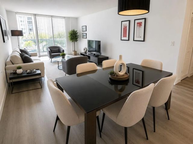 5 of 17 - 19390 Collins Avenue #312, Sunny Isles Beach, FL