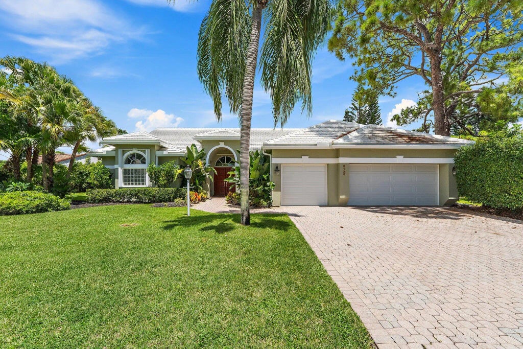 8726 Se Riverfront Terrace, Jupiter