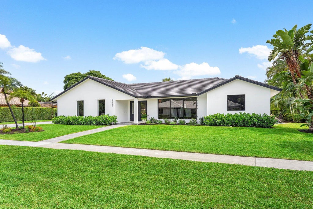 6901 Giralda Circle, Boca Raton