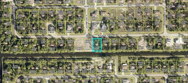 2 of 3 - 934 Alcalde Street E, Lehigh Acres, FL