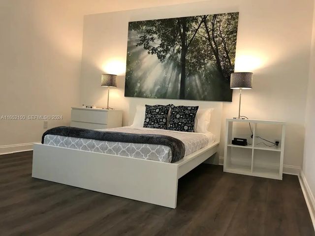 2615 Collins Avenue #24, Miami Beach