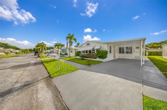 4 of 37 - 5298 Nw 4th Terrace, Deerfield Beach, FL