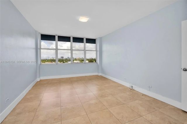 5 of 29 - 7441 Wayne Avenue #15e, Miami Beach, FL