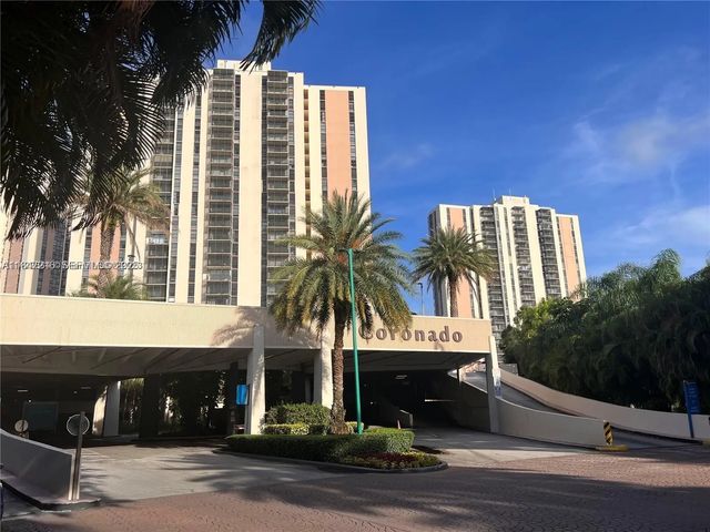 2 of 14 - 20379 W Country Club Drive #2233, Aventura, FL