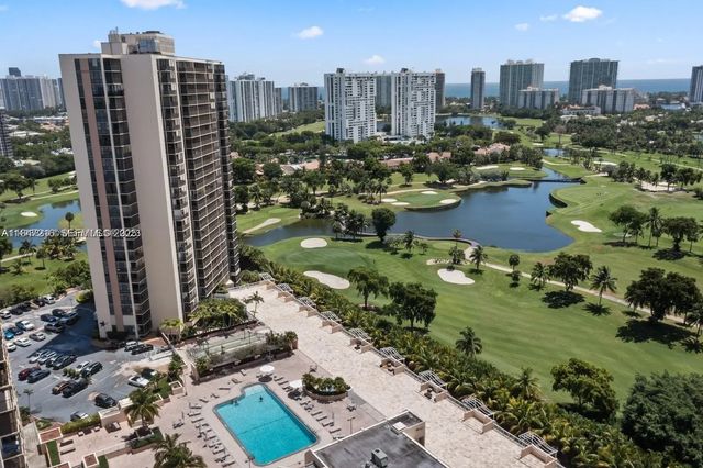 3 of 14 - 20379 W Country Club Drive #2233, Aventura, FL