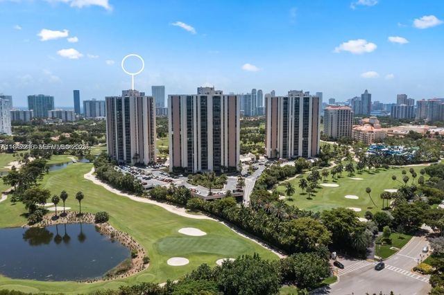 4 of 14 - 20379 W Country Club Drive #2233, Aventura, FL