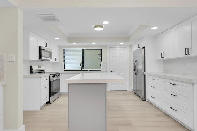 2 of 35 - 11457 Shady Oaks Lane, North Palm Beach, FL