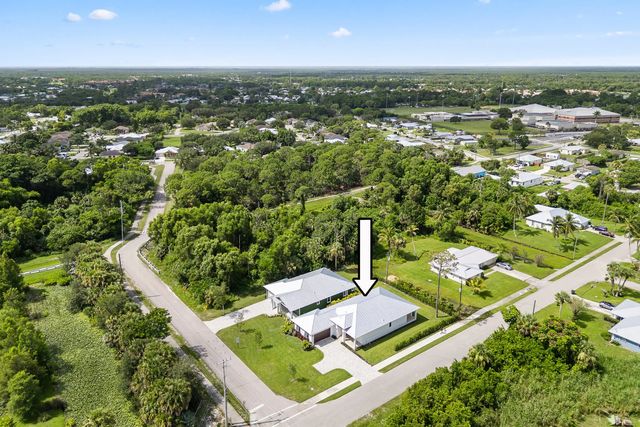 2 of 38 - 5460 Se Front Avenue, Stuart, FL