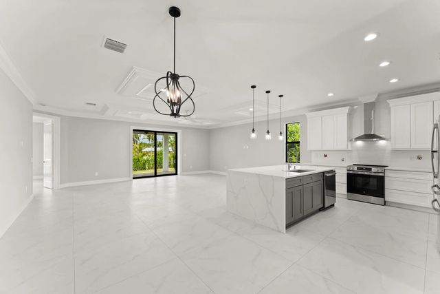 4 of 38 - 5460 Se Front Avenue, Stuart, FL