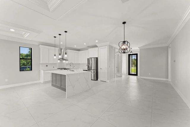 5 of 38 - 5460 Se Front Avenue, Stuart, FL