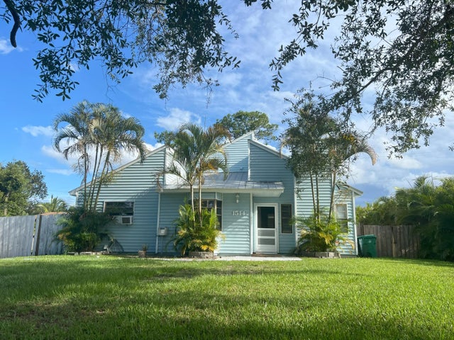 Photo of Listing #R11110564