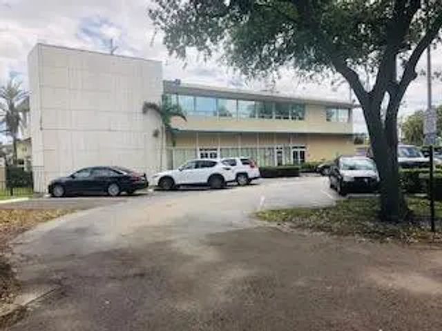 140 S Federal Highway, Dania Beach
