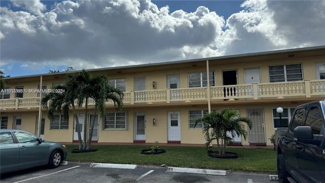 160 Ne 203rd Terrace #18, Miami Gardens