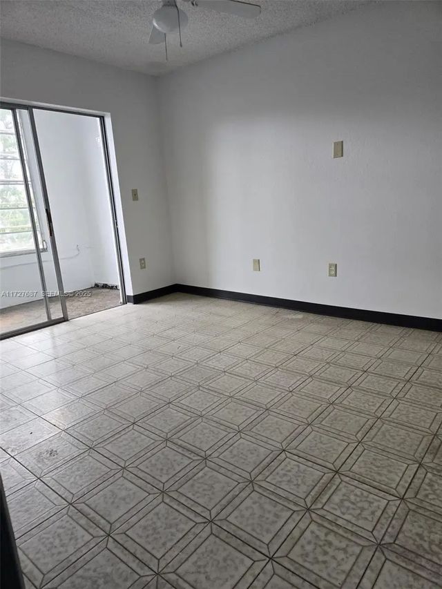 5 of 40 - 160 Ne 203rd Terrace #18, Miami Gardens, FL