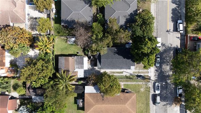 5 of 43 - 1114 Sw 13th Court, Miami, FL
