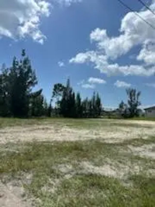 5 of 43 - 2134 Nw 23rd Avenue, Cape Coral, FL