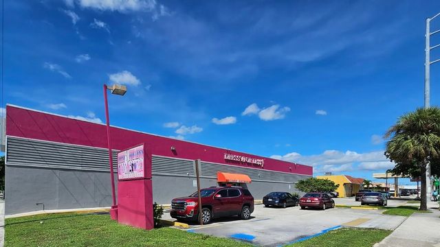 2 of 7 - 12208 Nw 7th Avenue, North Miami, FL