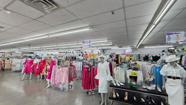5 of 7 - 12208 Nw 7th Avenue, North Miami, FL