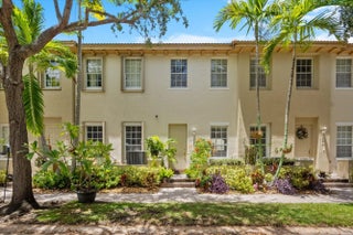 Photo of Listing #R11110880