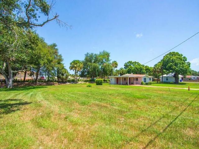 4 of 32 - 4606 30th Ave, Vero Beach, FL