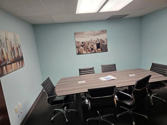 3 of 4 - 1700 N University #304, Coral Springs, FL