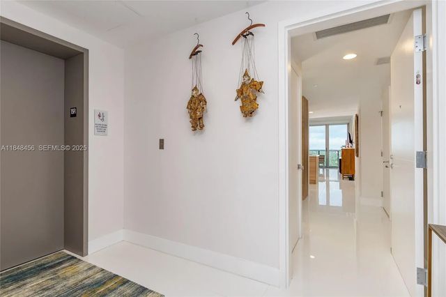 4 of 64 - 16385 Biscayne Boulevard #1503 +2parking, North Miami Beach, FL