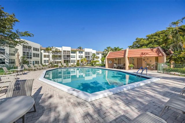 5 of 28 - 6800 Royal Palm Boulevard #102, Margate, FL