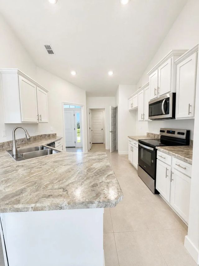 4 of 16 - 3009 Sw Savona Boulevard, Port St. Lucie, FL