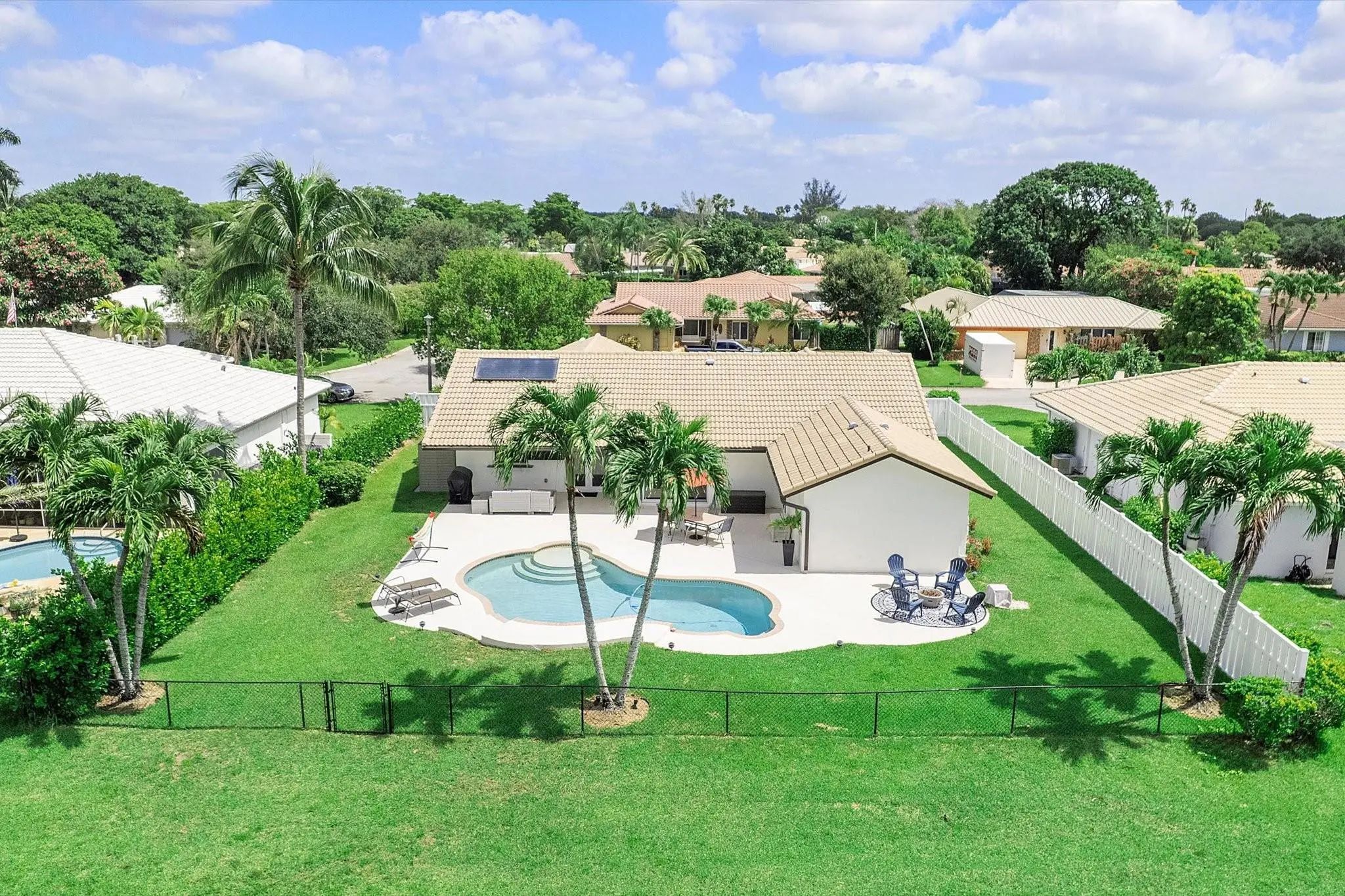 8684 Sw 1st Place, Coral Springs