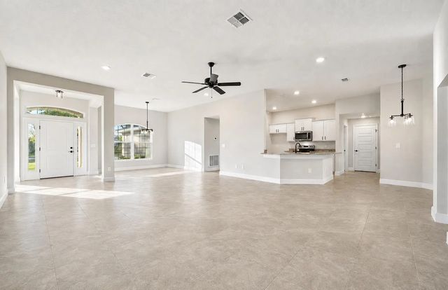 3 of 25 - 372 Sw Feldman Avenue, Port St. Lucie, FL