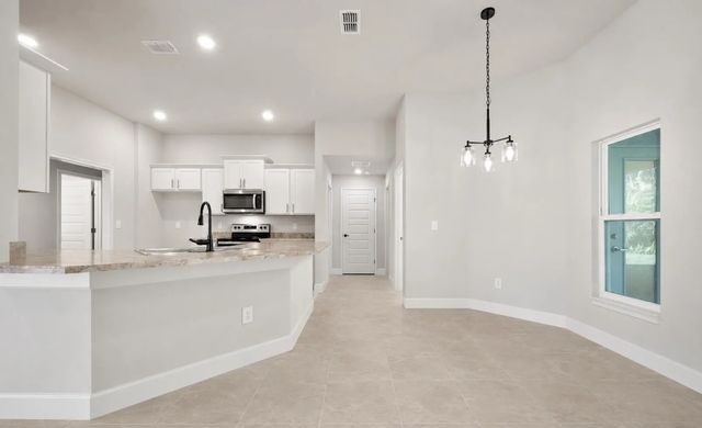 5 of 25 - 372 Sw Feldman Avenue, Port St. Lucie, FL