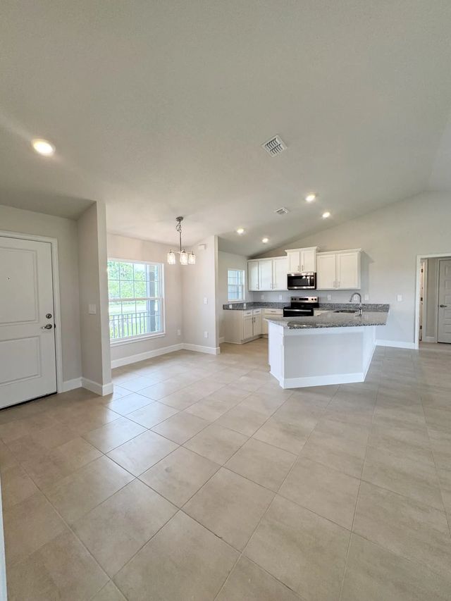 5 of 27 - 4232 Sw Port St Lucie Boulevard, Port St. Lucie, FL