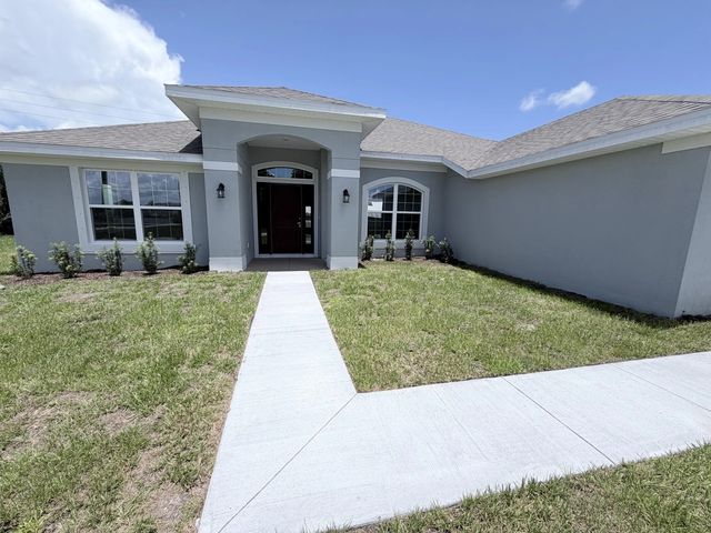 2 of 27 - 5801 Nw Dana Circle, Port St. Lucie, FL