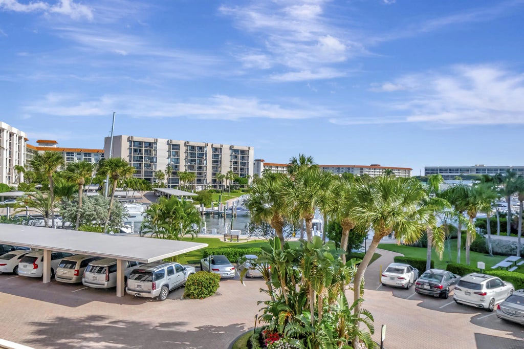 2697 N Ocean Boulevard #303-f, Boca Raton