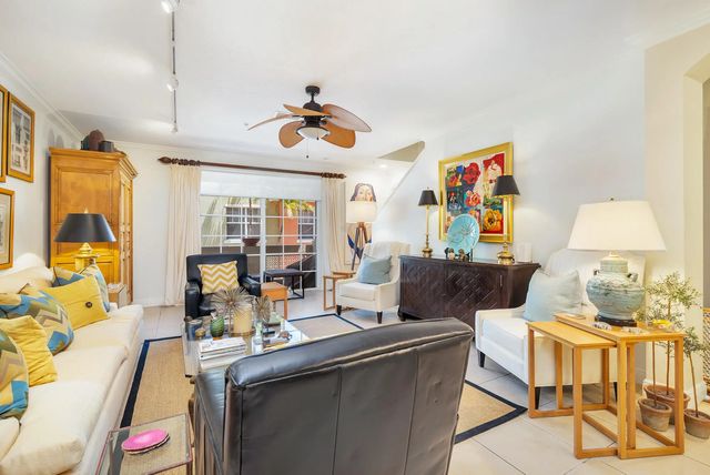 5 of 32 - 219 N L Street #111, Lake Worth Beach, FL