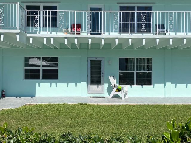 5 of 29 - 219 Lakeview 102 Avenue #102, Lantana, FL