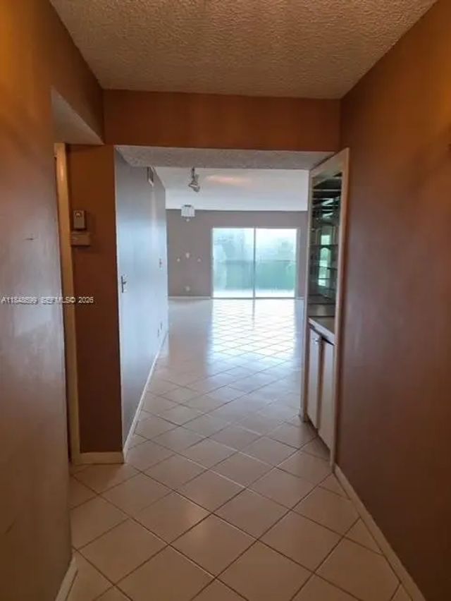 5 of 30 - 5900 Nw 44th Street #701, Lauderhill, FL
