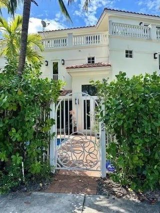 Photo of Listing #F10517904